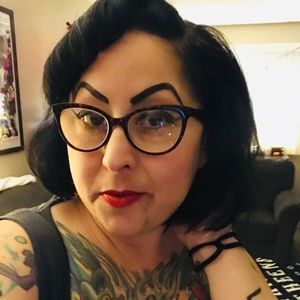 Meet your Posher, Jolene